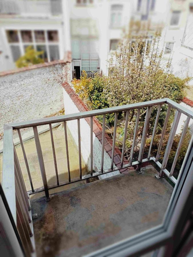 Cozy 2 Bedroom Apartment - Metro Montgomery Brussels Exterior photo
