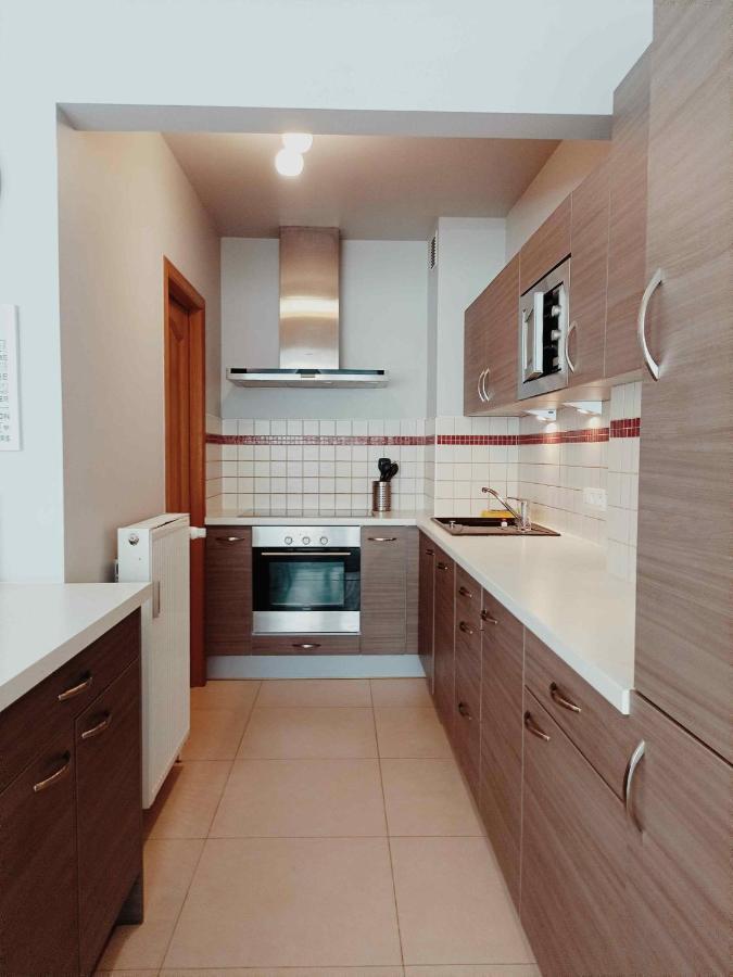 Cozy 2 Bedroom Apartment - Metro Montgomery Brussels Exterior photo