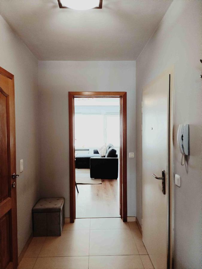 Cozy 2 Bedroom Apartment - Metro Montgomery Brussels Exterior photo